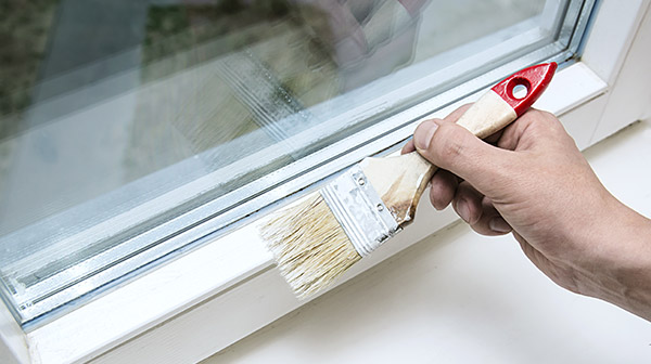 Fönsterrenovering av professionella målare i Åre